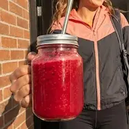 Cliente usando Zalú en el gimnasio